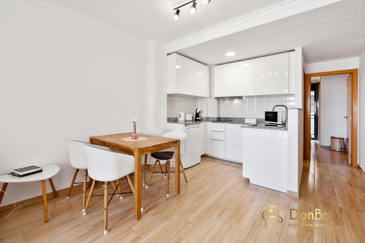 Cozy Apartment With Sea View And Private Parking In ฟูเอนฮิโรลา ภายนอก รูปภาพ