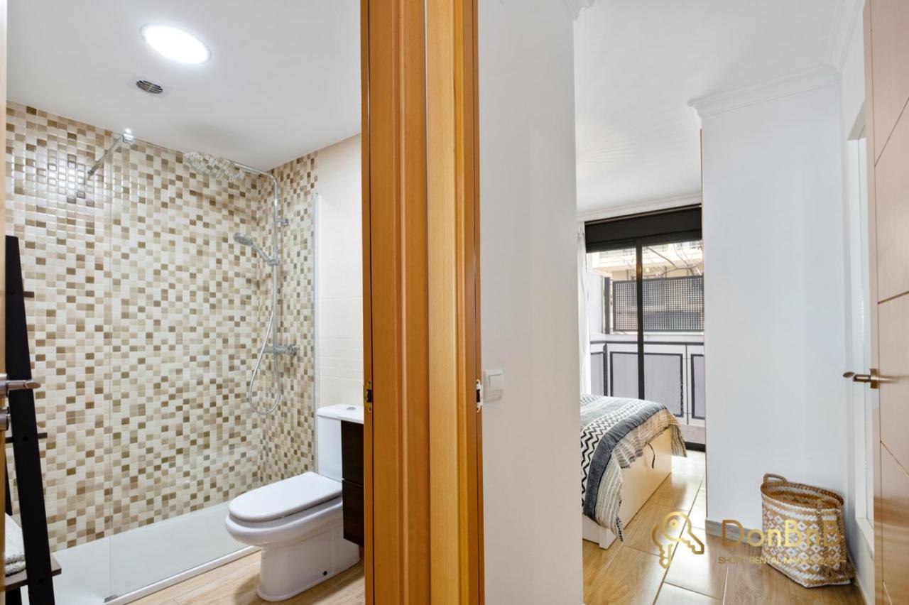 Cozy Apartment With Sea View And Private Parking In ฟูเอนฮิโรลา ภายนอก รูปภาพ